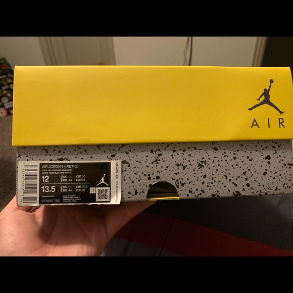 Jordan 4 Tour Yellow DS - Picture 3 of 5